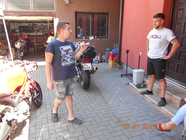 img00137.jpg