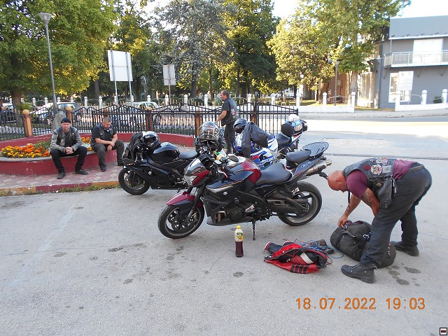img00141.jpg