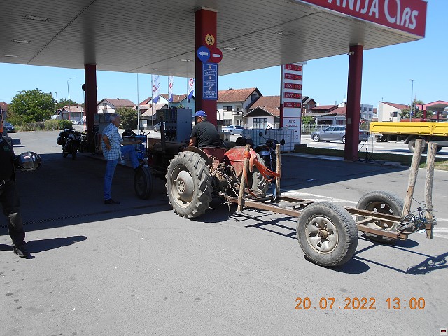 img00201.jpg