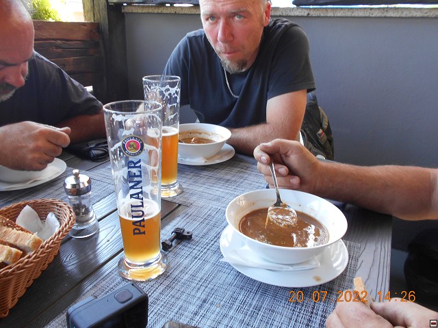 img00207.jpg