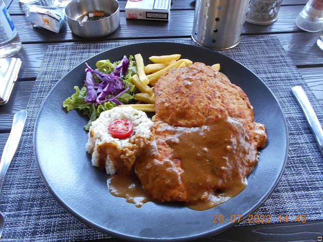 img00211.jpg