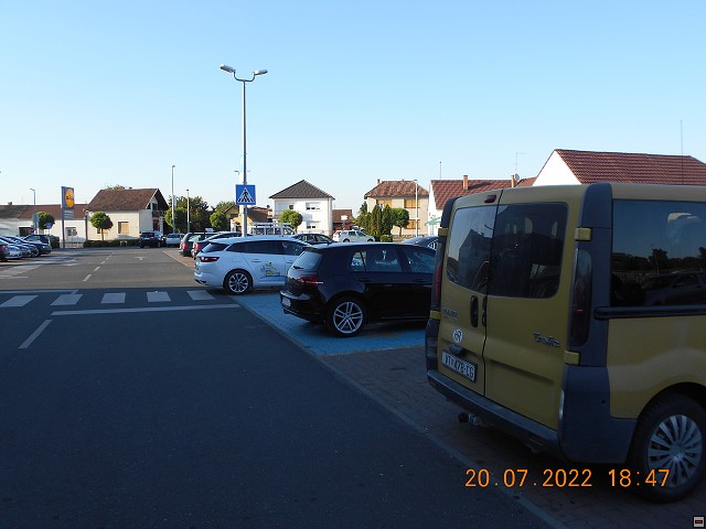 img00214.jpg