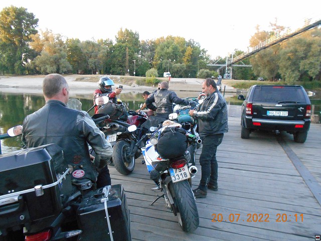 img00220.jpg