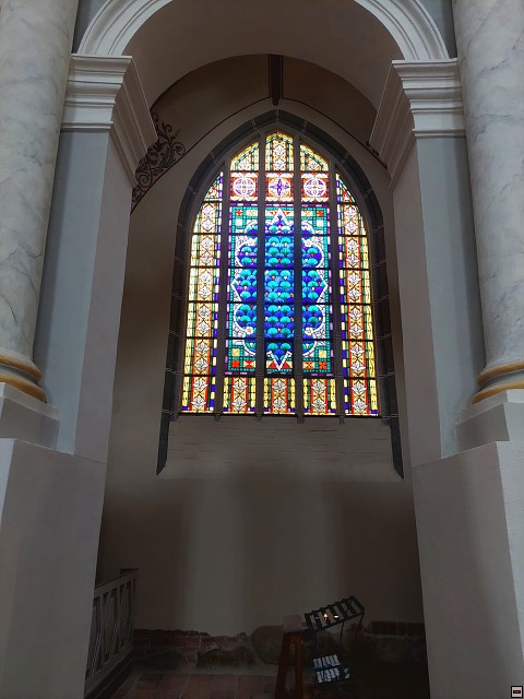 img00011.jpg