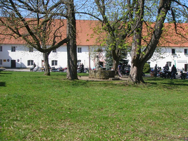 img00015.jpg