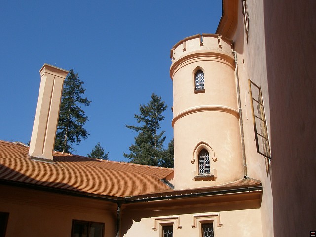 img00016.jpg