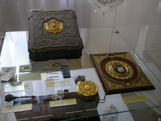 img00018.jpg