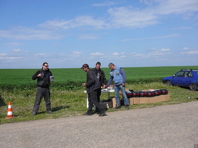 img00033.jpg