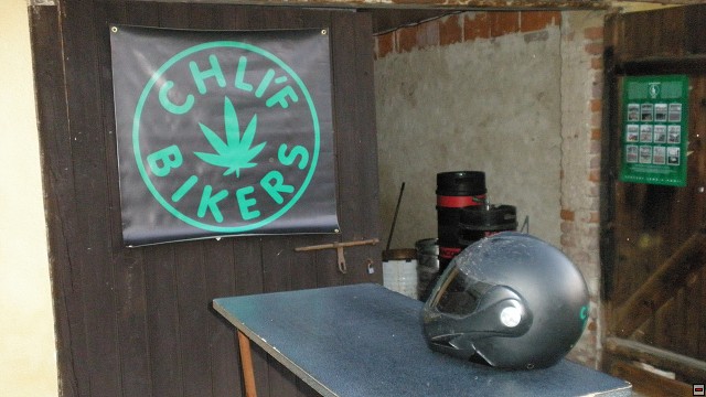 img00020.jpg