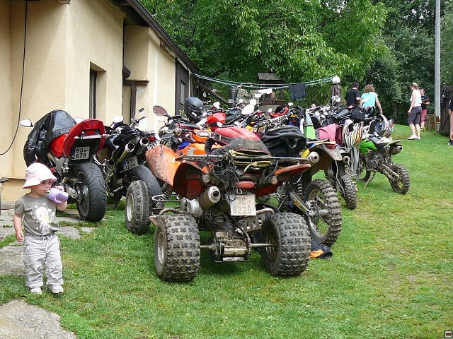 img00003.jpg