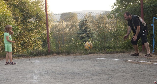 img00127.jpg