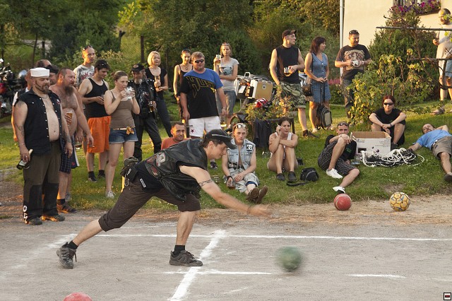 img00139.jpg