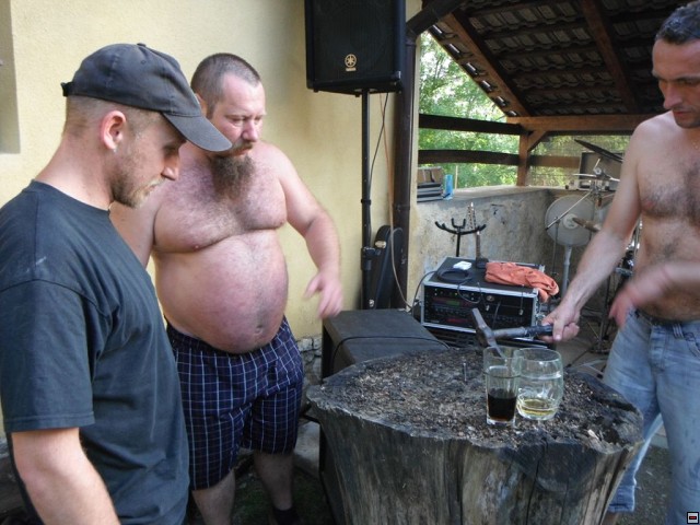 img00027.jpg